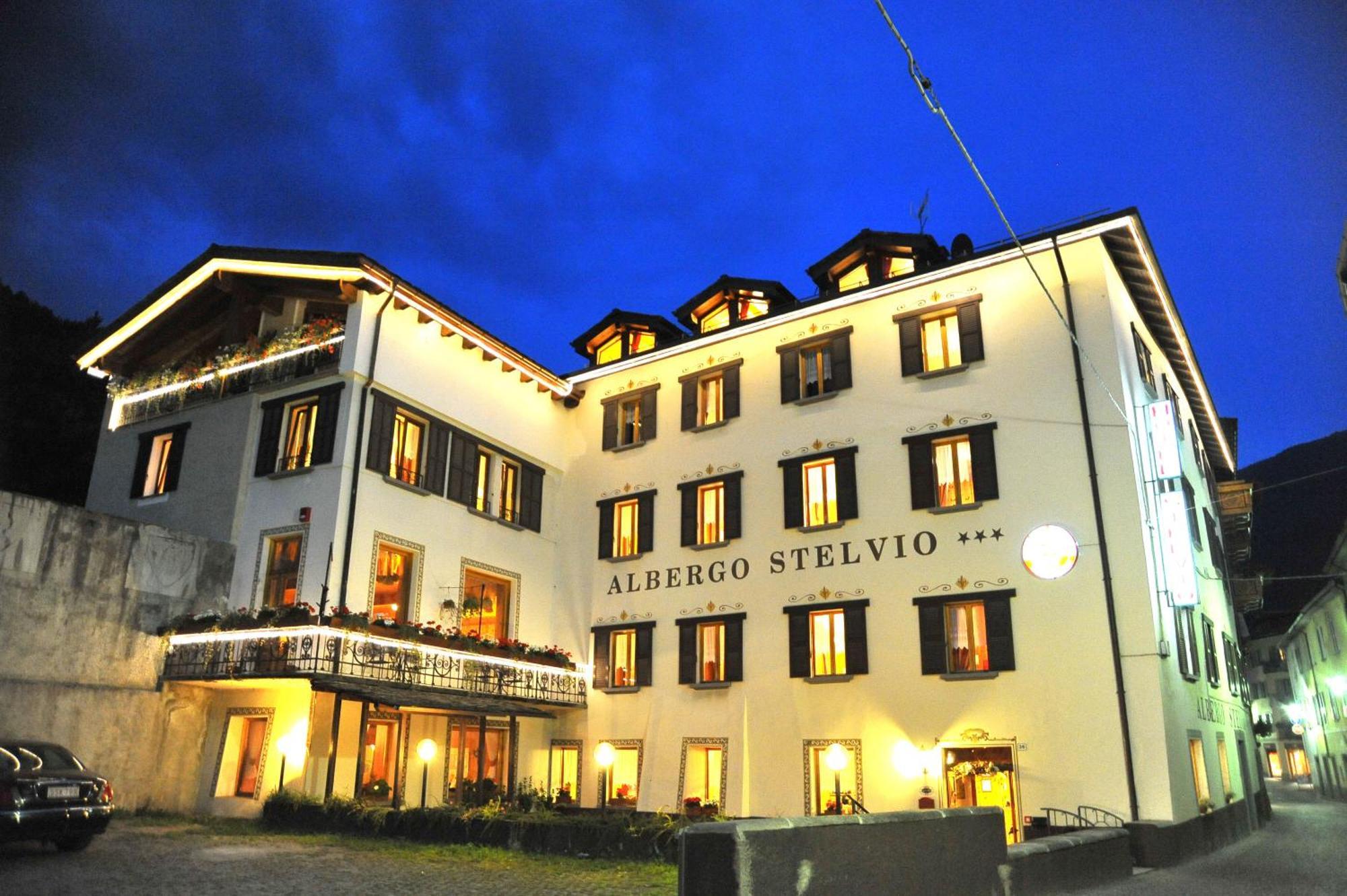 Albergo Stelvio Bormio Bagian luar foto