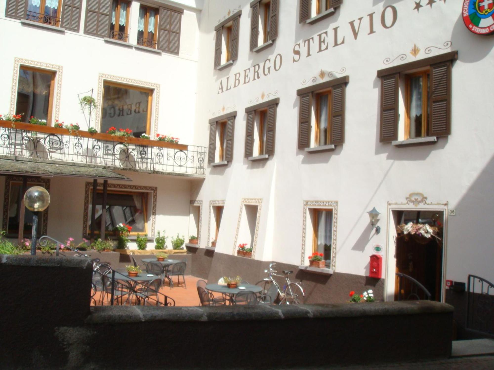 Albergo Stelvio Bormio Bagian luar foto